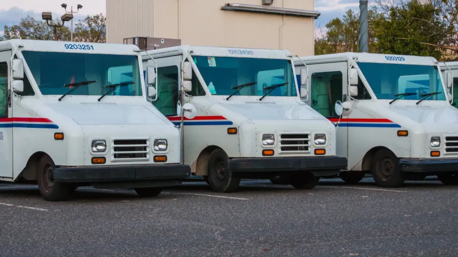 parlin nj  520a number parked united states postal services