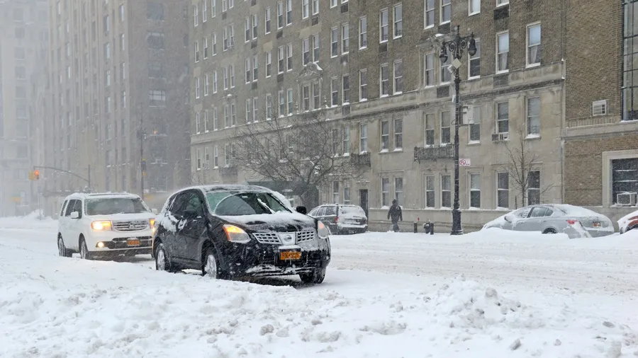 A midwinter snowstorm is expected to bring over 24 inches of snow to the Manhattan. New York.