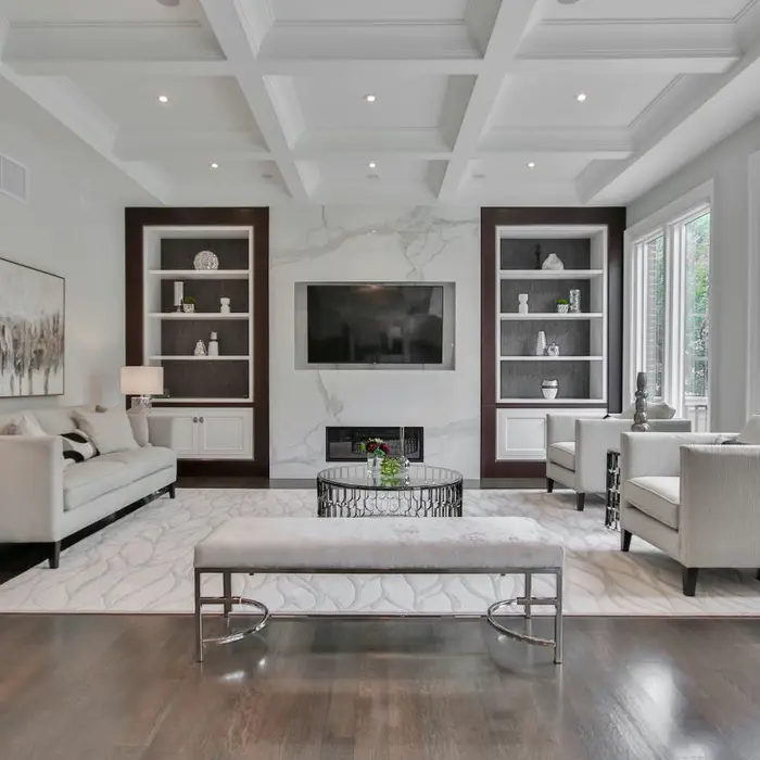 Stylish & Practical Living Room Layout (Tips)