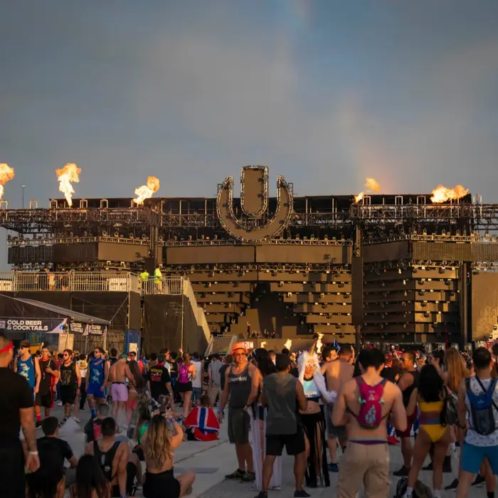 Can’t afford Coachella Valley Music and Arts Festival? Try these smart, budget-friendly festival trips instead