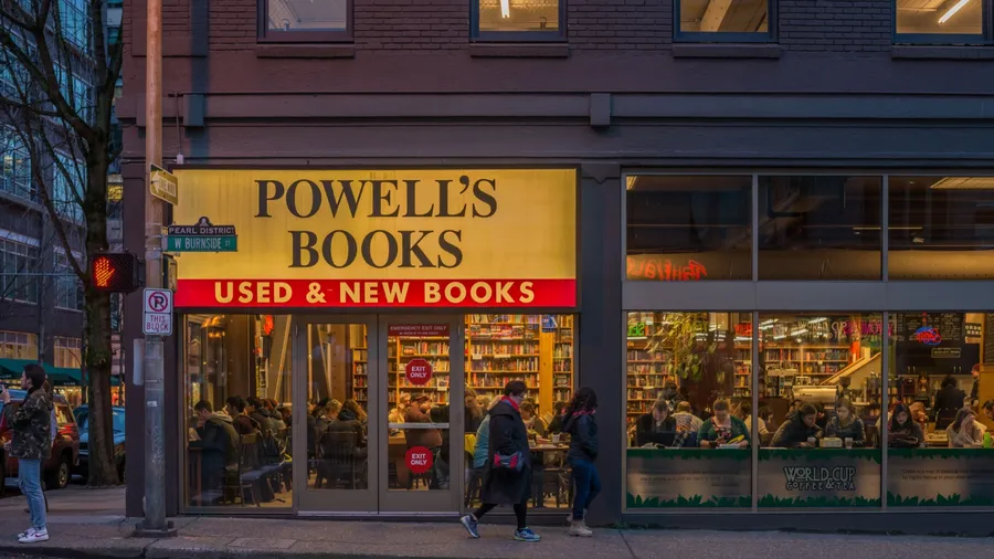 Editorial March 11, 2017 - Powell's Bookstore in Portland, Oregon