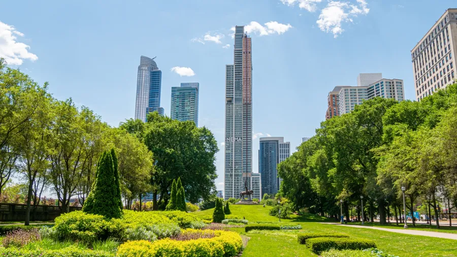 Beautiful Grant Park in Chicago - CHICAGO, ILLINOIS - JUNE 12, 2019
