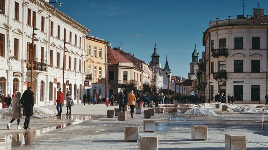 Saturday morning on Lithuanian Square in Lublin