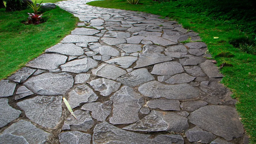 A garden with natural stones pathway.