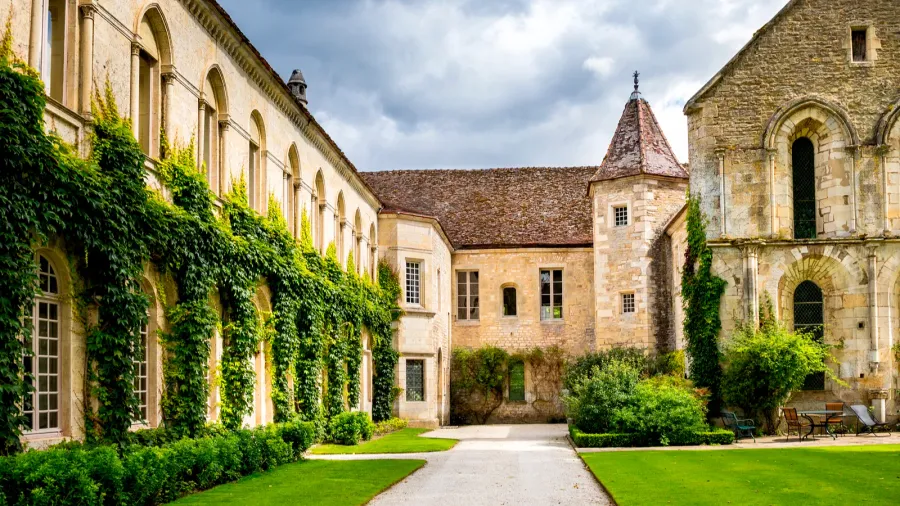abbey of fontenay burgundy france