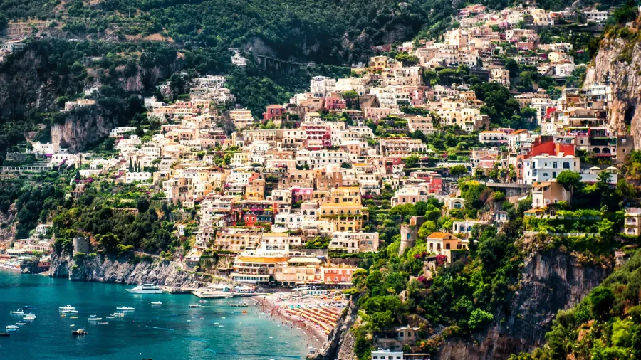 amazing amalfi coast positano italy
