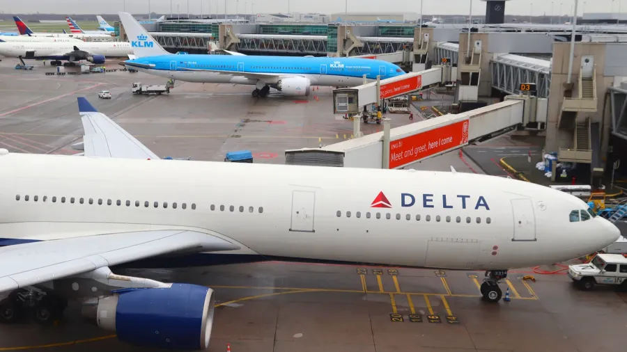 amsterdam netherlands  december 6 2018 klm and delta air
