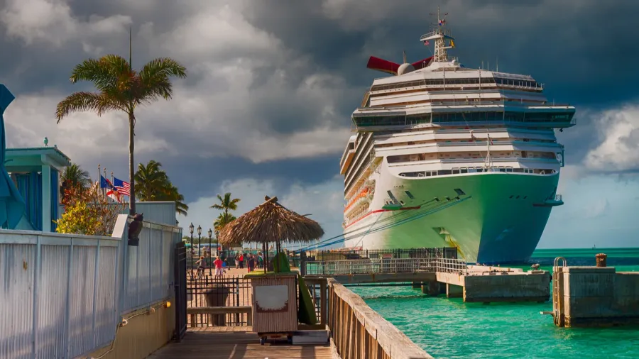 anchored cruise ship in key west fl