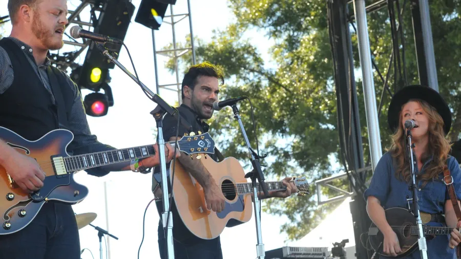 austin city limits  the lone bellow in concert