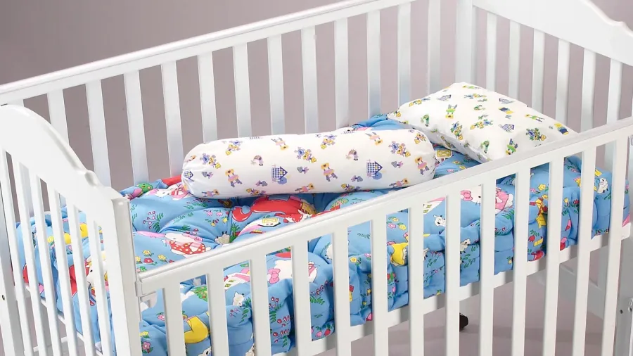babys cot