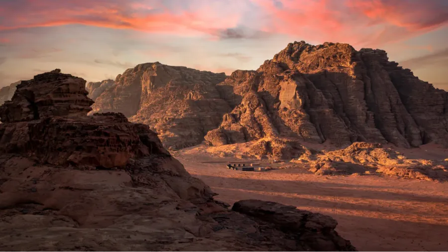 beduin camp at sunrise in wadi rum desert jordan