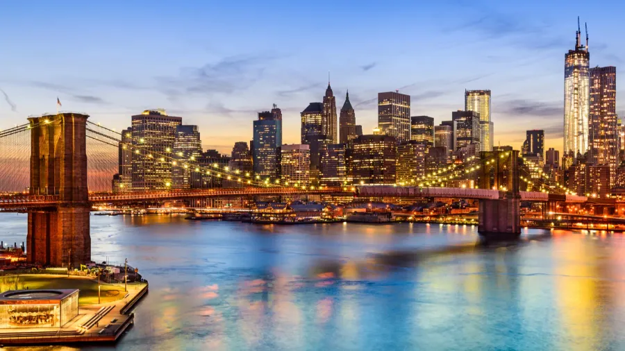 brooklyn bridge and manhattan skyline