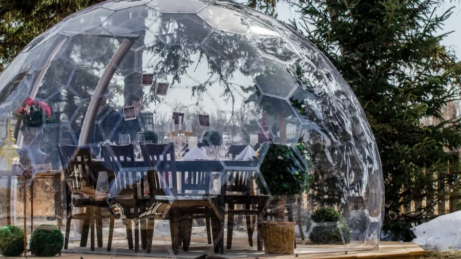 bubble dome a good way to dine outside during covid19