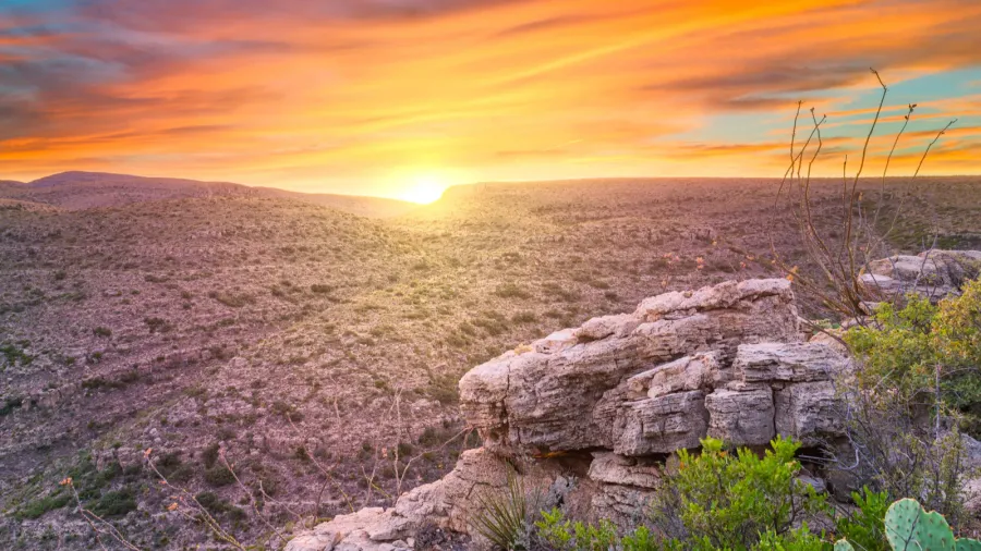 carlsbad cavern national park new mexico usa overlooking rattlesnake canyon