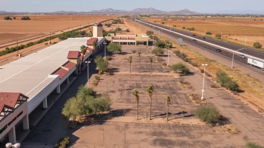 casa grande arizona usa october 5 2021 the outlets at