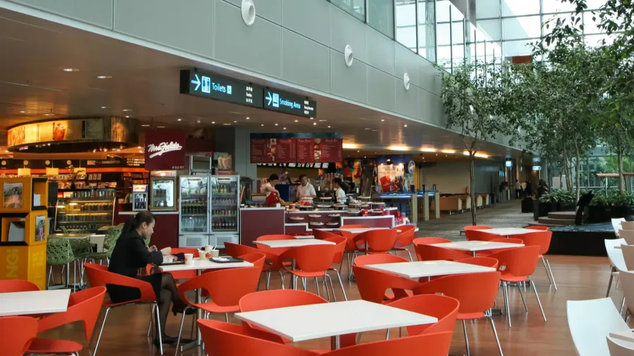 changi airport dining area