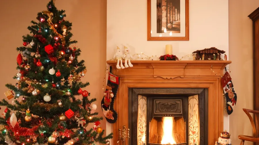 christmas living room