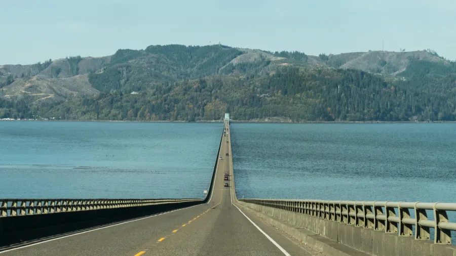columbia river at its mouth crossed by the astoria