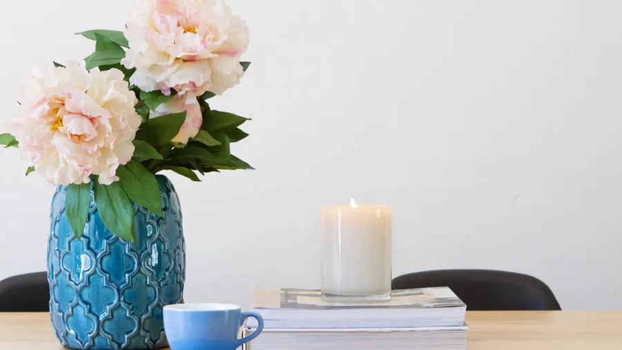 contemporary interior dining table horizontal
