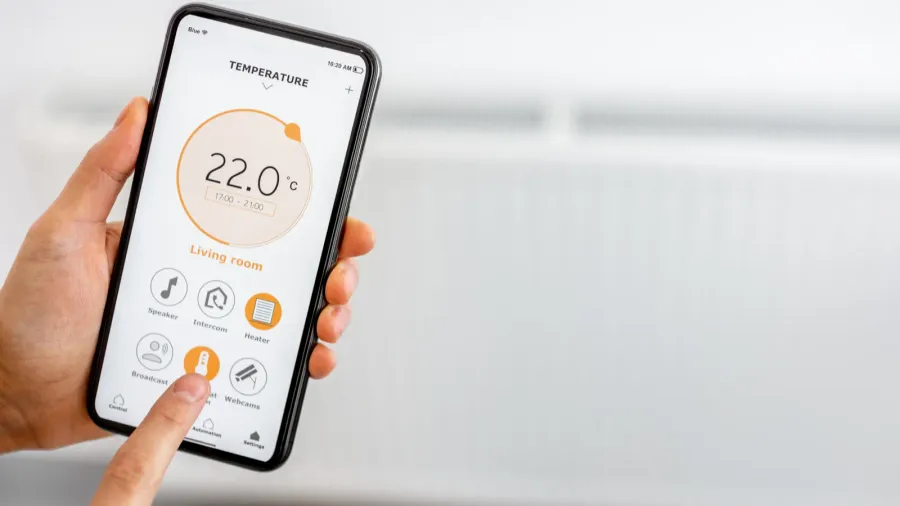 controlling heating with a smart phone at home