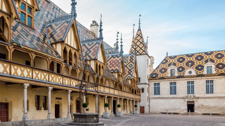 courtyard of hospices de beaune