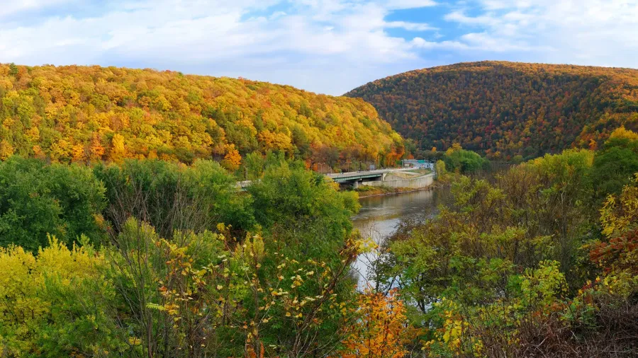 delaware water gap panorama in autumn
