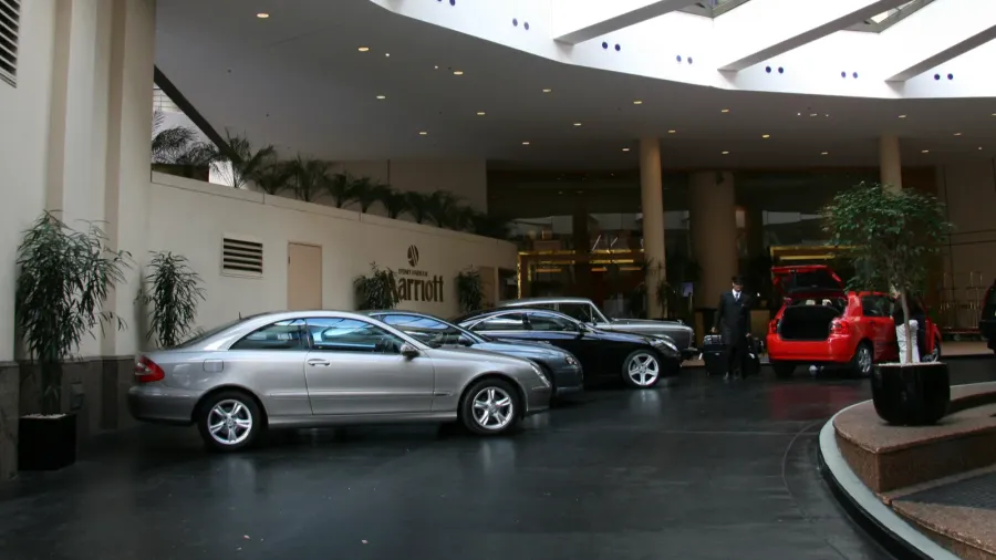 expensive hotel front  sydney australia