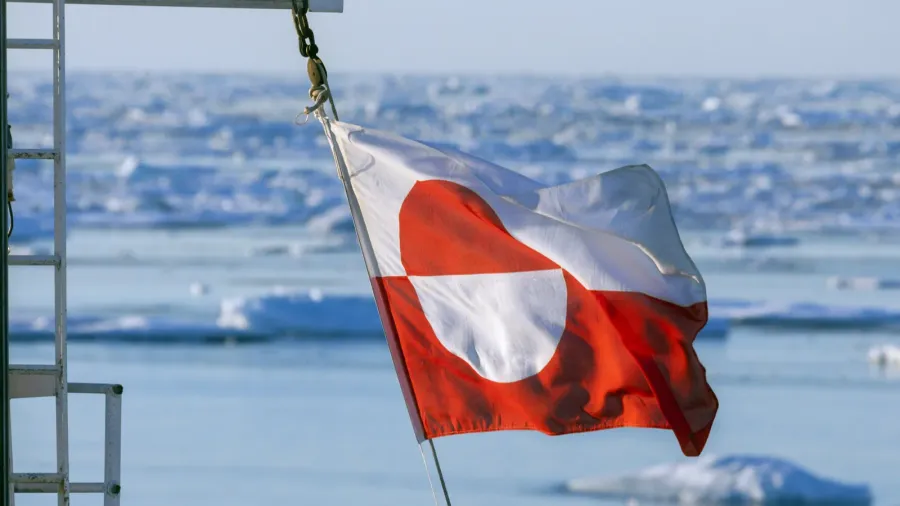 flag of greenland  ships mast