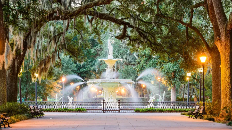 forsyth park in savannah