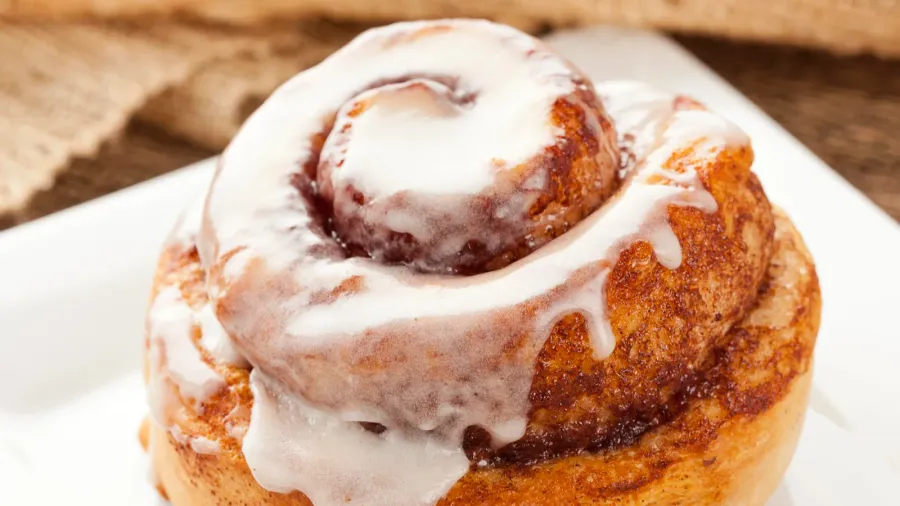 fresh homemade cinnamon rolls