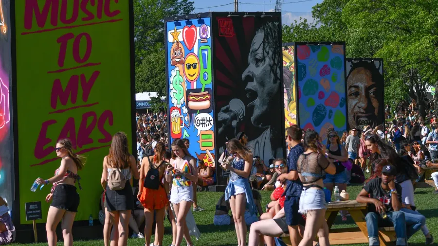 governors ball  crowd fashion