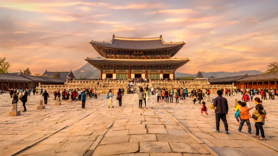 gyeongbokgung palace in seoul
