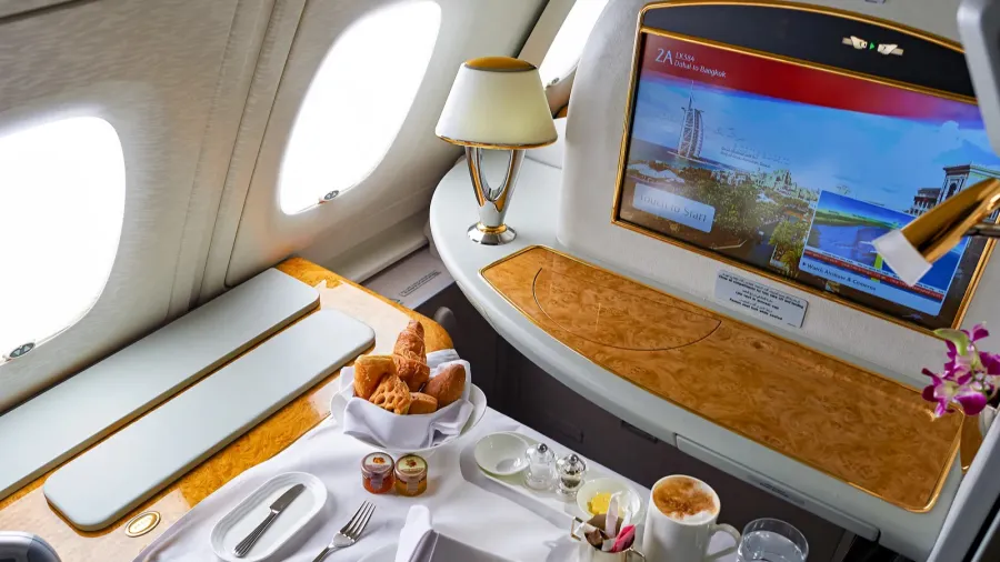 inside of emirates airbus a380