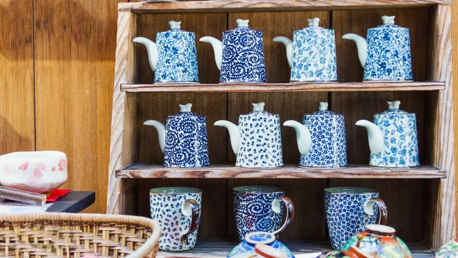 japanese asian style porcelain for sale in pottery shop in
