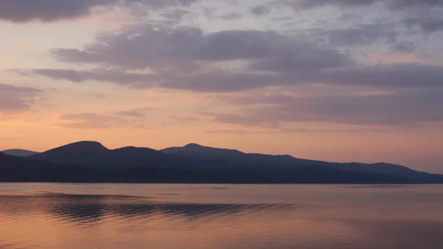 lake champlain horizon