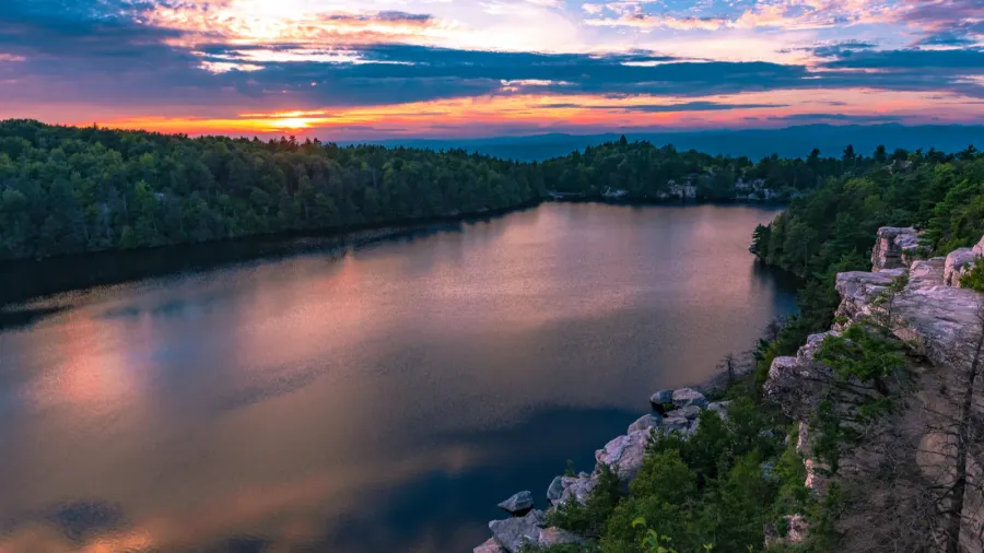lake minnewaska