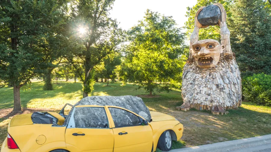 lisle il  july 7th 2018 giant troll sculptures created
