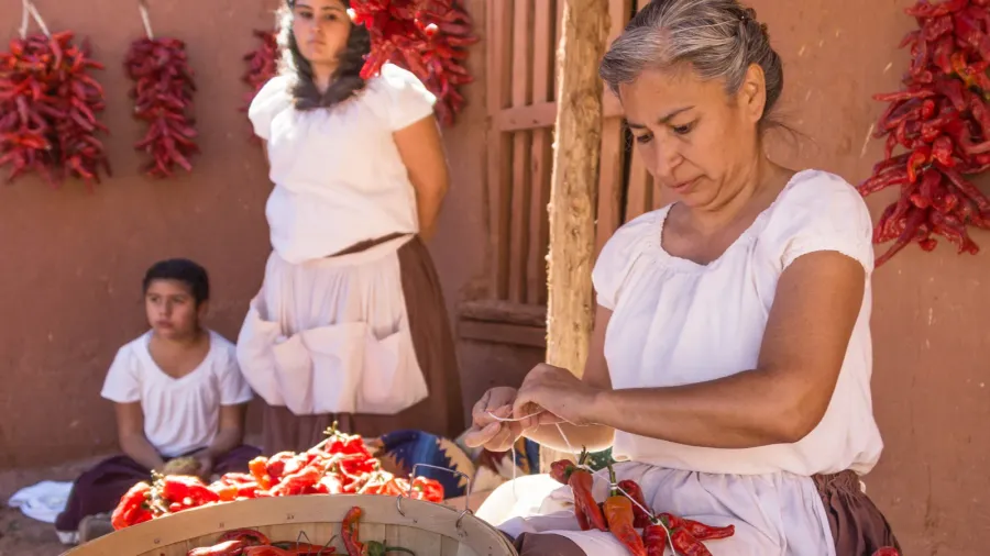 making chili riestras