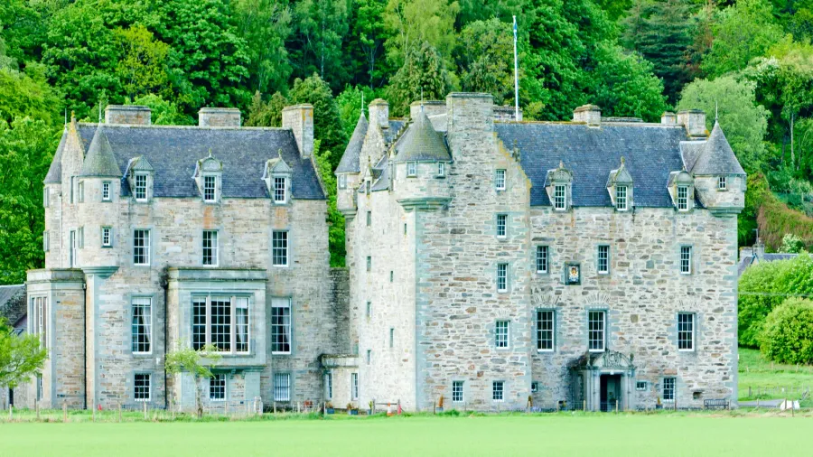 menzies castle scotland