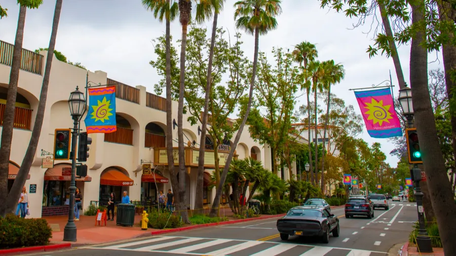 metropolitan fiesta five theatre in a spanish colonial style building