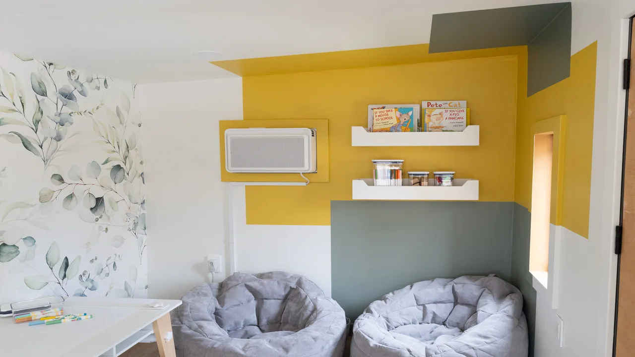 Color blocked walls
