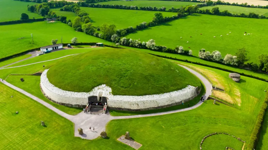 newgrange prehistoric monument county meath ireland