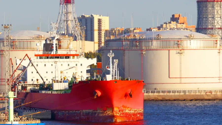 oil tanker