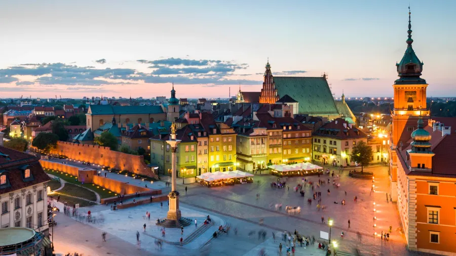 old town panorama of warsaw