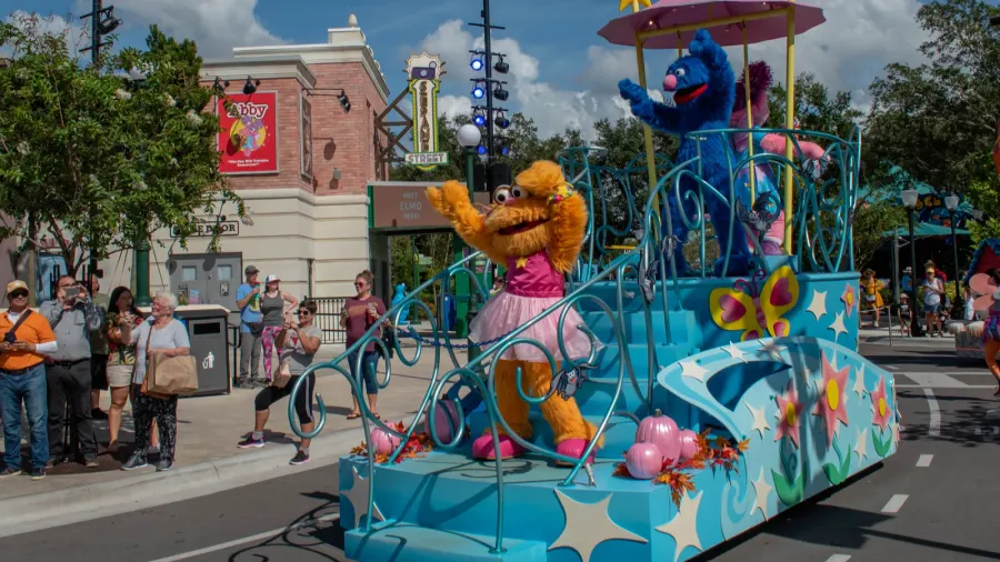 orlando florida october 29 2019 zoe in sesame street party