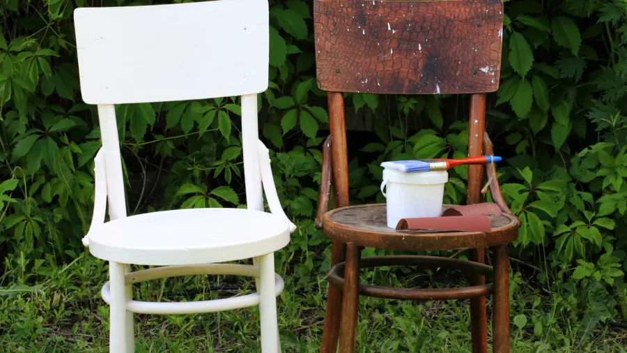 painting restoration old chair before and after