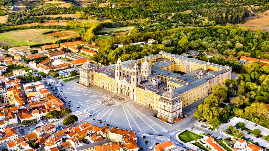 palace  convent of mafra in portugal
