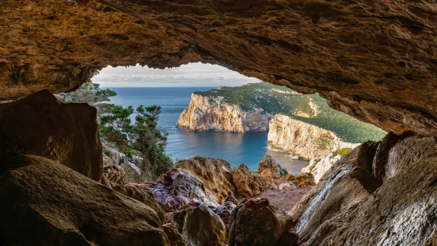 panoramic view from the cave of the broken vessels of