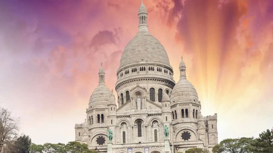 paris beautiful view of sacred heart cathedral in montmartre