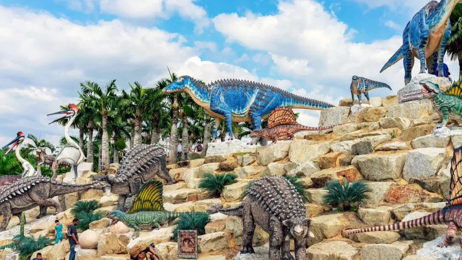 pattaya thailanddecember 302018  dinosaur valley with sculptures or statue